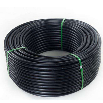 Tubi per l'approvvigionamento idrico e il drenaggio in HDPE nero resistenti