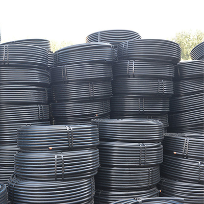 Metodo di connessione a fusione di tubi di approvvigionamento idrico in HDPE resistenti alla corrosione realizzati con materie prime in PE